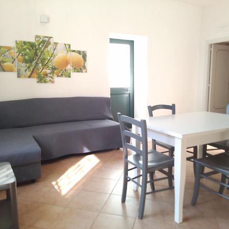Sea Breeze House Apartment อามาลฟี ภายนอก รูปภาพ