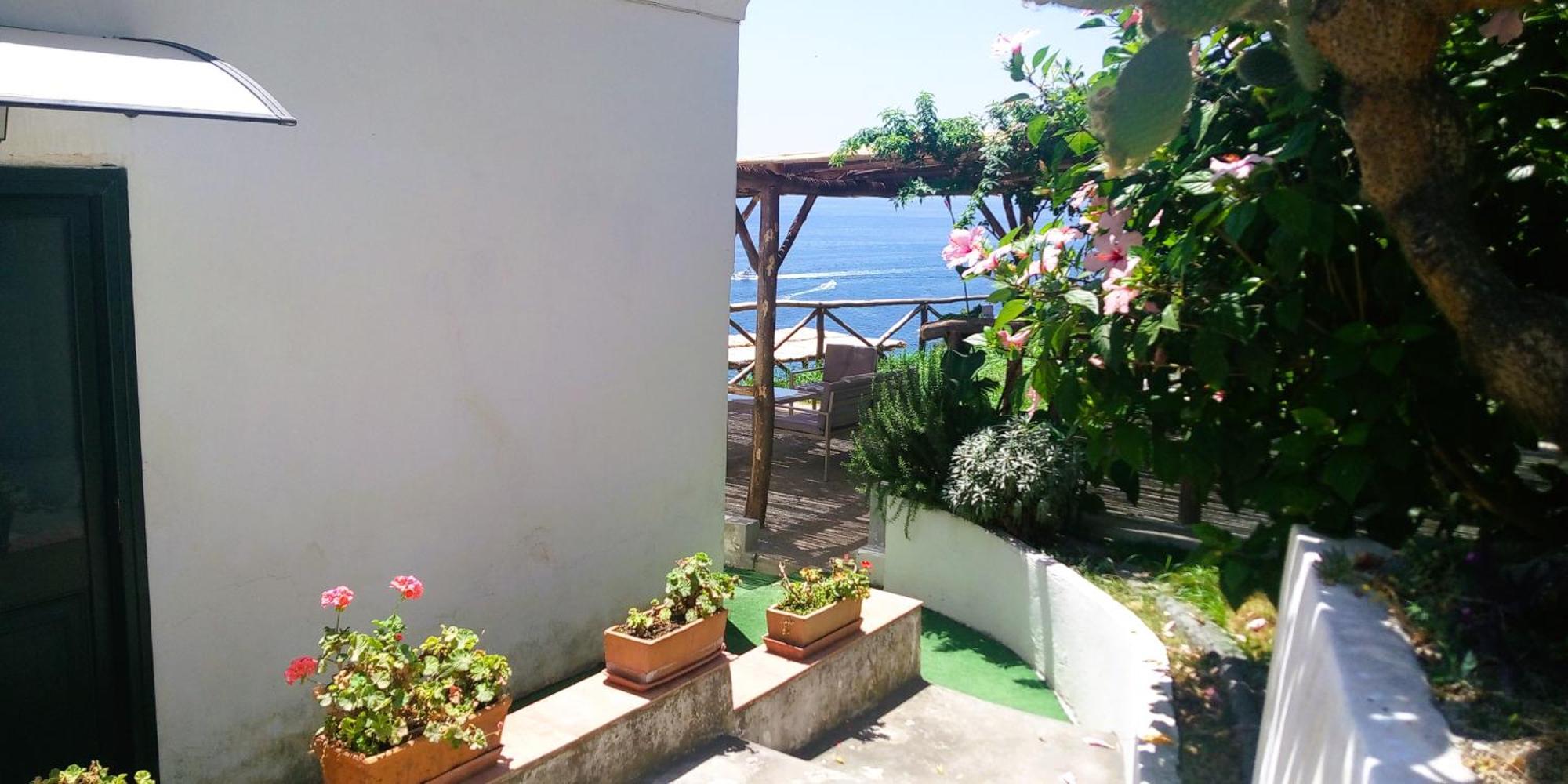 Sea Breeze House Apartment อามาลฟี ภายนอก รูปภาพ
